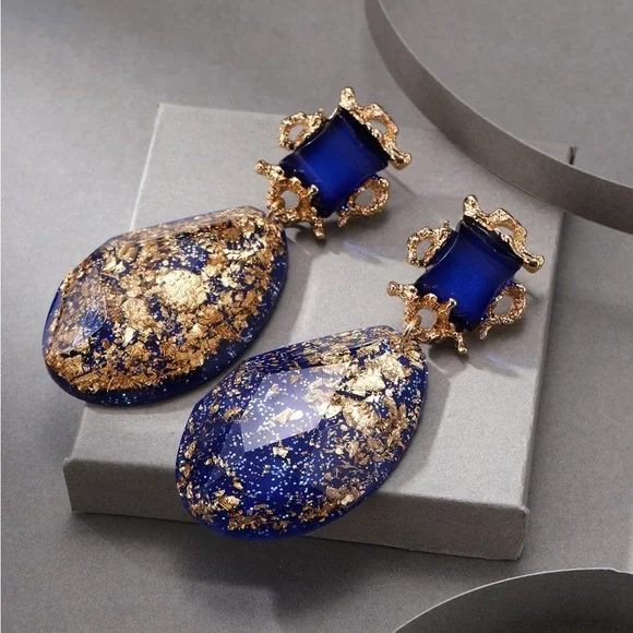 Vintage Elegant Resin Ellipse Earrings In Dark Blue Tone - Picture 2 of 7